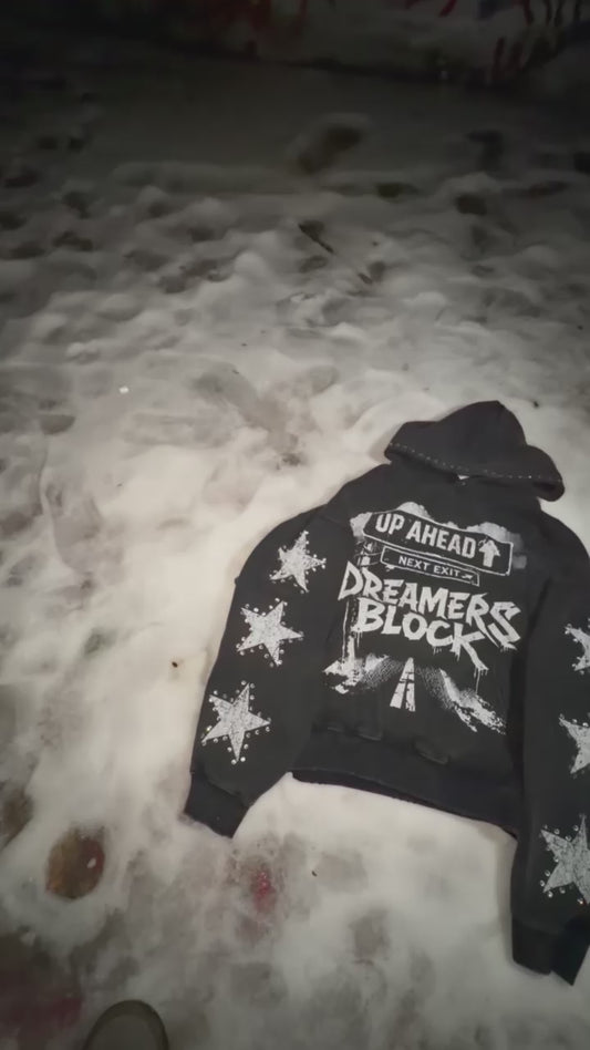 Dreamer’s Block Cropped Streetwear Hoodie
